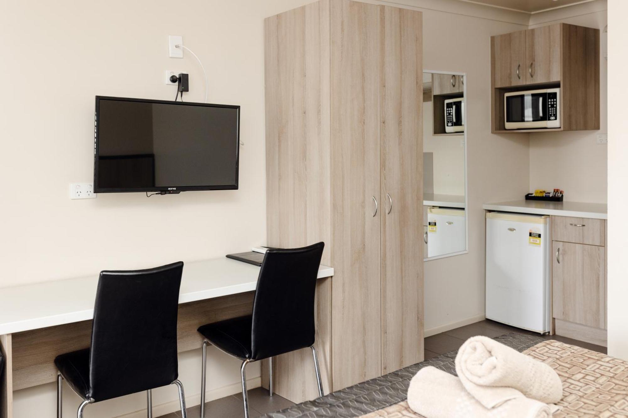 Starline Motor Inn Miles ภายนอก รูปภาพ