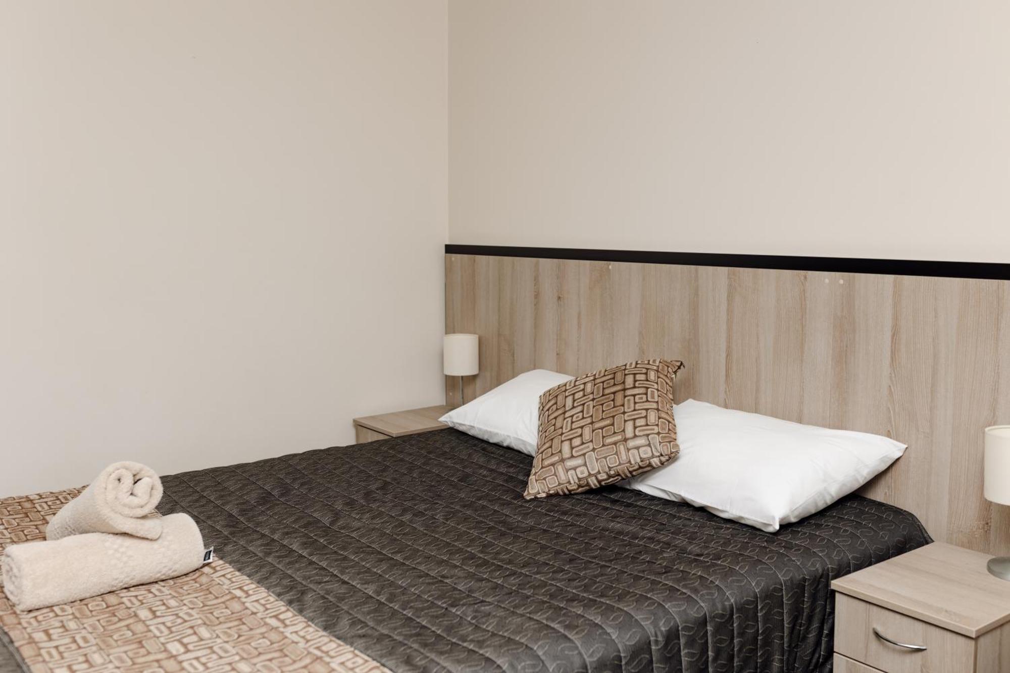 Starline Motor Inn Miles ภายนอก รูปภาพ